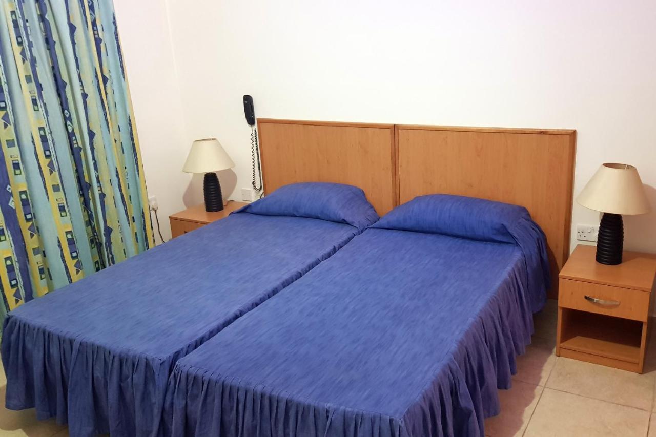 Rivotorto Retreat House Hotel Birkirkara Kültér fotó
