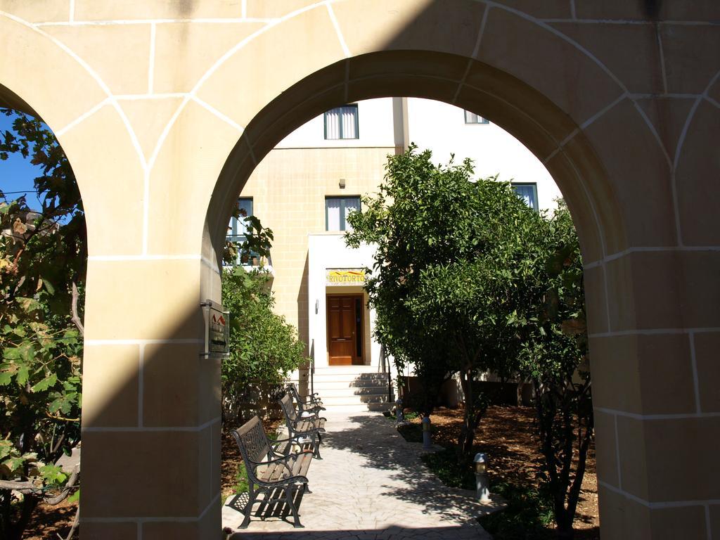 Rivotorto Retreat House Hotel Birkirkara Kültér fotó
