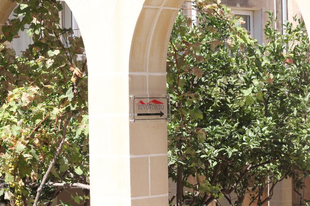 Rivotorto Retreat House Hotel Birkirkara Kültér fotó