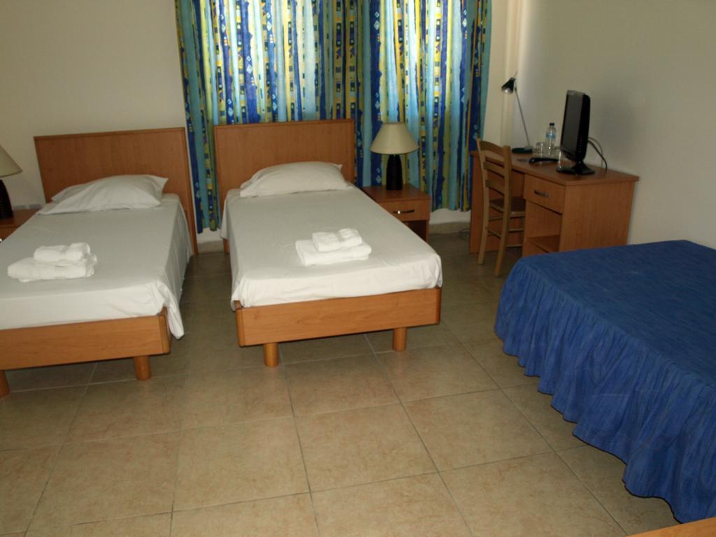 Rivotorto Retreat House Hotel Birkirkara Kültér fotó