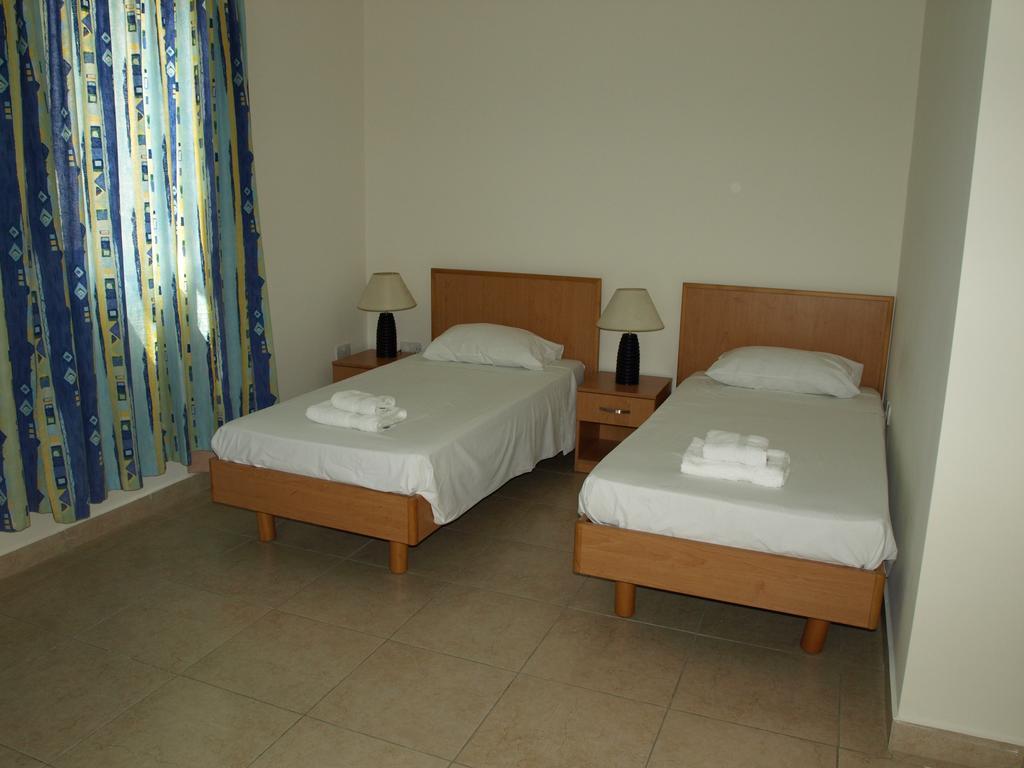 Rivotorto Retreat House Hotel Birkirkara Kültér fotó